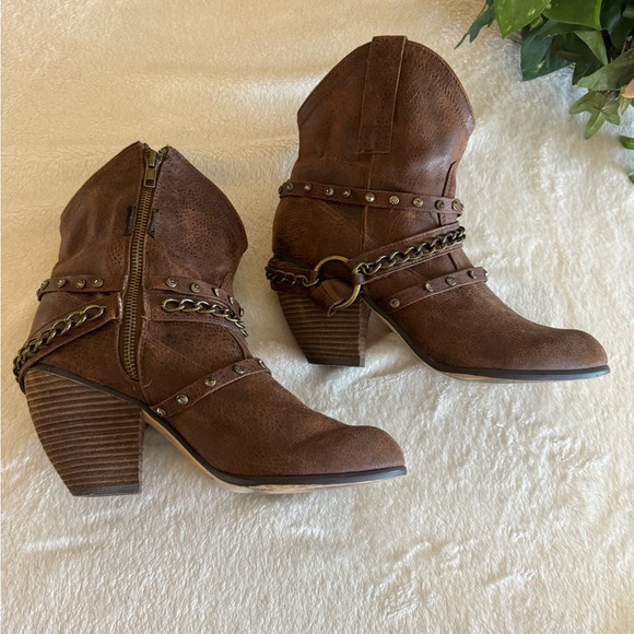 Not Rated Slouch Harness Women’s Vegan Western Style Boots with 3 1/2” Heels - Picture 9 of 14